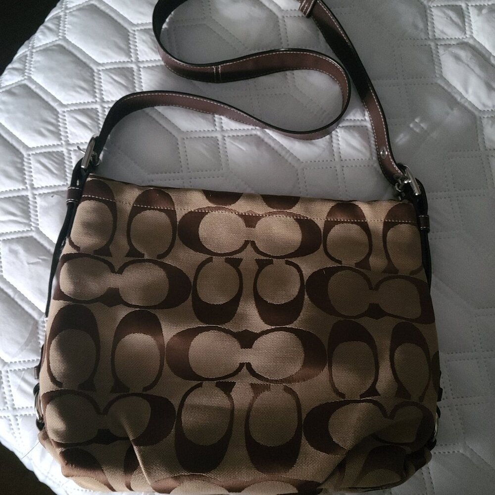 Authentic Coach Signature